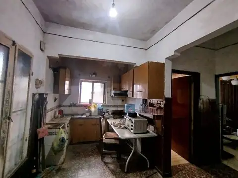 CASA EN VENTA 3 AMBIENTES GRAN OPORTUNIDAD