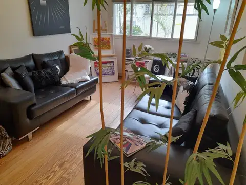 Sarmiento 2688 y Castelli