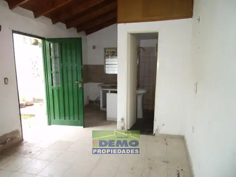 Departamento 8 ambientes con 4 baños