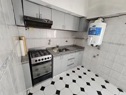 Departamento en Alquiler en Lanus Oeste, $ 720.000