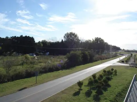 PANAMERICANA PILAR fracción 3200 m2 Frente 51 mts.