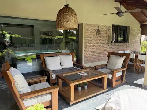 Casa en alquiler temporal en mini barrio cerrado en Don Torcuato