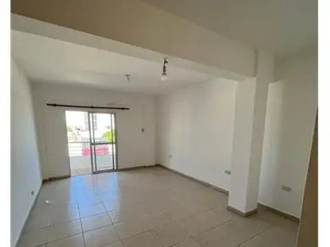 Oficina 3 ambientes con 1 baño