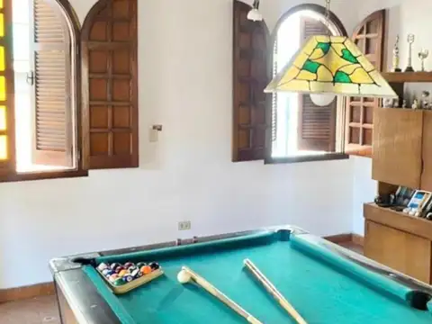 Venta | Casa sobre lote de 10x13 | Exc. Ubicación | Liniers