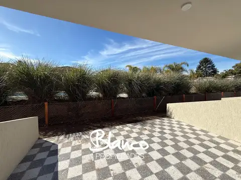 Departamento en Venta en Saravi Village, USD 95.000