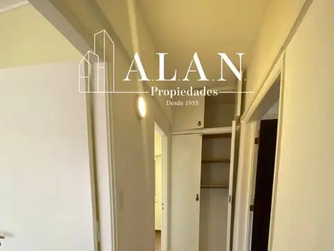 Departamento en Alquiler en Plaza Rocha, $ 900.000