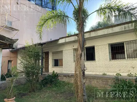 Excelente local mas deposito en venta en Pilar