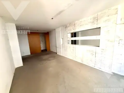 Oficina en Alquiler 50 años