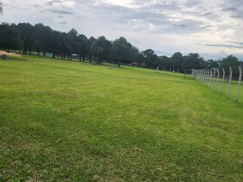 Paseo del Cerro, Yatch y Golf