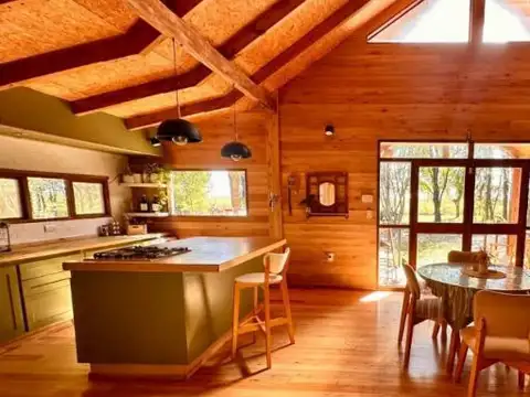 Invertí en tranquilidad – Cabaña en club de campo Estancia La Catalina, Roldán