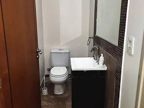 Depósito con oficina en Mataderos