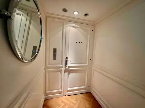 Departamento en Venta con 2 cocheras