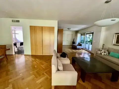 Departamento 5 ambientes con 4 baños