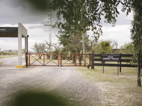 Venta de lote en Chacras de la Trinidad Polo & Country Club