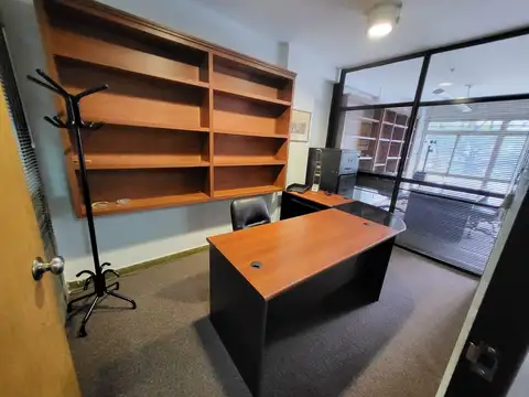 Oficina en Alquiler al Oeste
