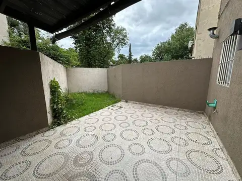 VENTA DE CASA 2 DOR 2 BAÑOS, COCHERA PQUE FEDERAL