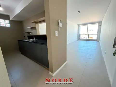 VENTA • VILLA LURO • DEPARTAMENTO • DOS AMBIENTES • BALCON