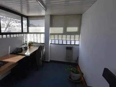 Rivadavia entre Eneas y Jupiter