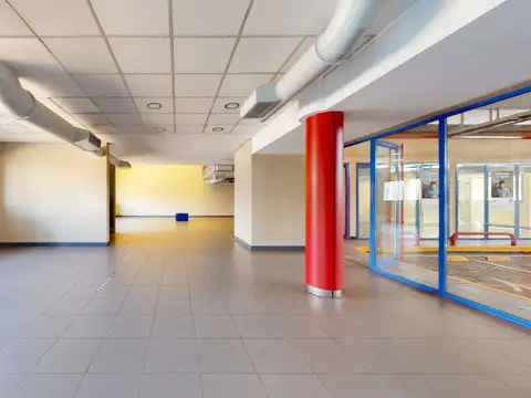 Importante local - Zona 122 y 5 - Berisso