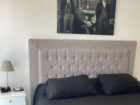 Casa en Alquiler Temporal con 4 cocheras