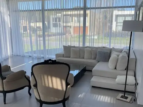 Casa en Alquiler Temporal de 3 dormitorios