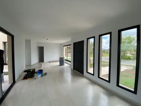 Casa en Venta en Guernica, USD 255.000