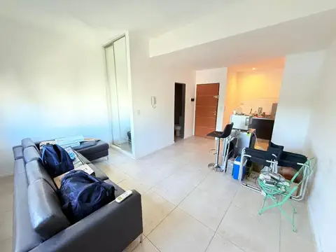 Oficina en Alquiler en Ituzaingo, $ 400.000