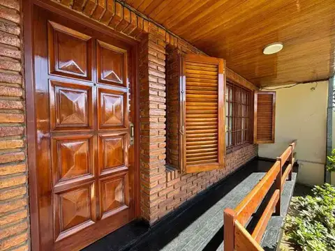 Casa en Venta en Moron Sur, USD 155.000