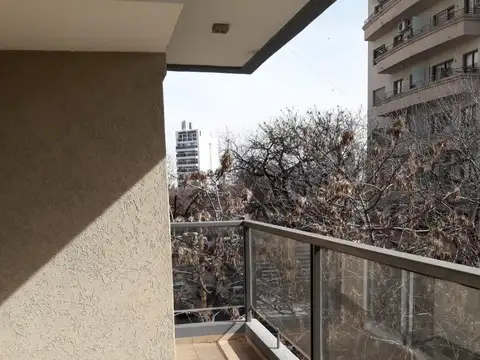 55 E/ 13 Y 14 900, Piso 3ro y 5to