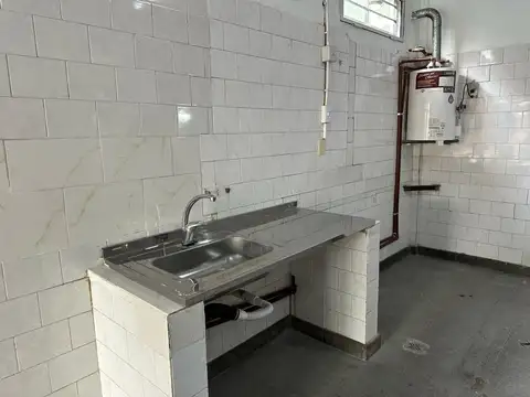 Local en Venta en Villa Santos Tesei, USD 82.000