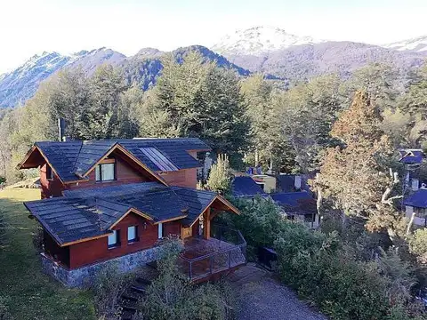 Casa en Venta en Villa La Angostura, USD 980.000