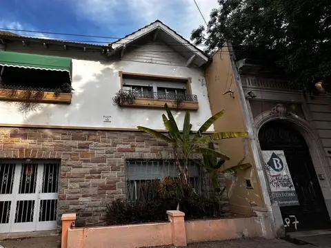 Venta de Casa de 3 dormitorios centrica La plata