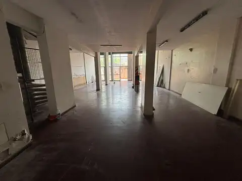 Local en Alquiler 40 años