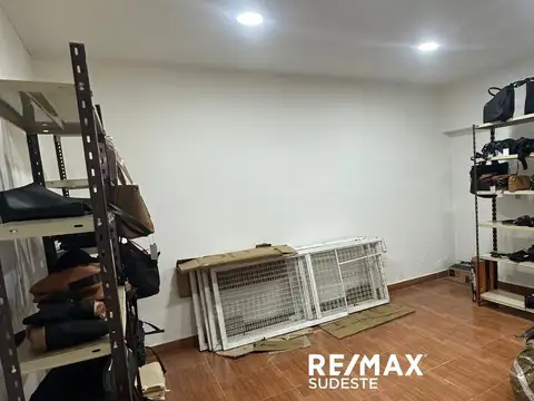 VENTA LOCAL MAS CASA Y COCHERA CENTRO BAHIA BLANCA