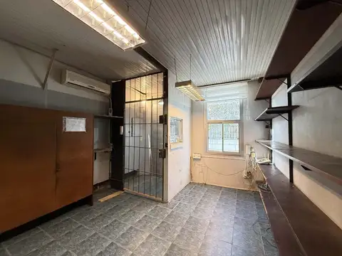 Local en Alquiler 68 años