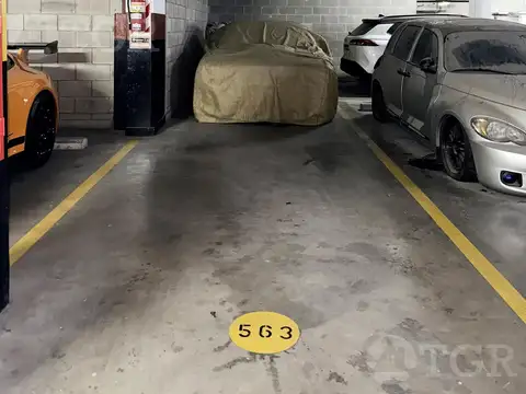 Venta Cochera doble en Puerto Madero