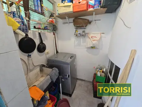 Rio De Janeiro 400 , Piso 1