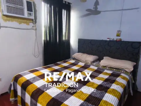 Depto Tipo Casa en Venta 50 años