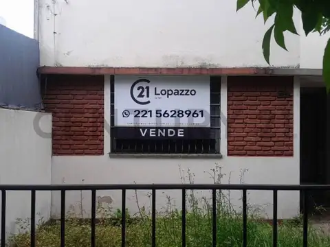 Casa y comercio a reciclar Villa Elvira