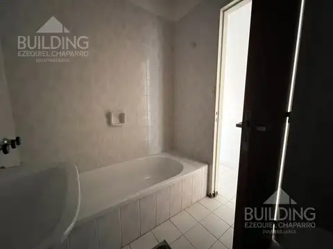 Departamento 5 ambientes con 2 baños