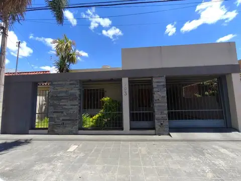 VENTA CASA TRES DORMITORIOS  RESIDENCIAL AMERICA