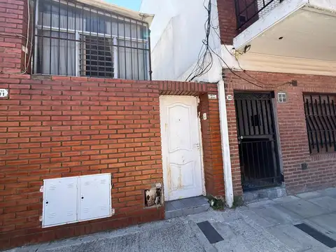 3 AMBIENTES  REFACCIONADO A NUEVO PARQUE CHAS