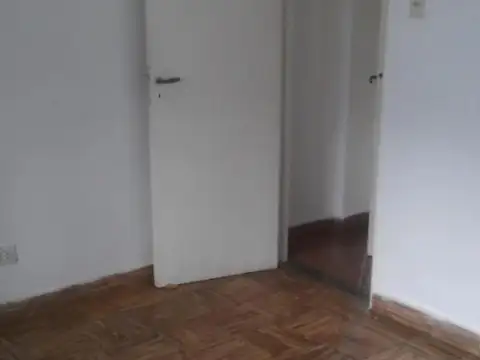 VENTA PH DE 3 AMBIENTES A 30 MTRS DE PARADA METROBUS (RUTA 3) EN ISIDRO CASANOVA NUEVO VALOR 