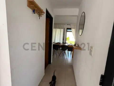 Casa 6 ambientes con 2 baños