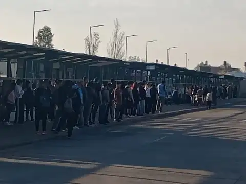 Camino Presidente Juan Domingo Perón 5400