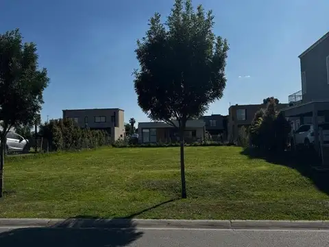 Barrio Santo Tomas, Pres. Derqui, Pilar