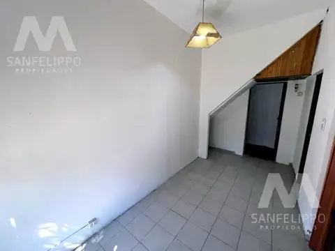 Departamento en Alquiler en Wilde, $ 400.000