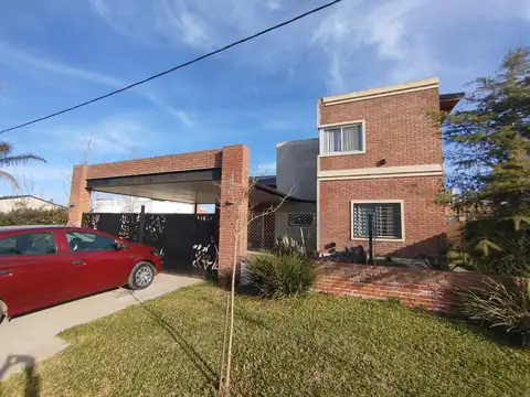 Casa 3 dorm. 3 baños quincho piscina