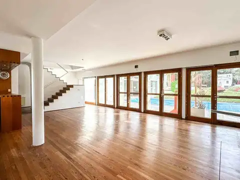 Casa en Venta ,6 ambientes - La Colina