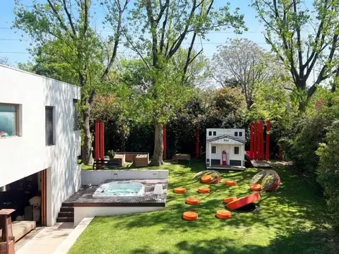 Casa en Venta de 5 dormitorios